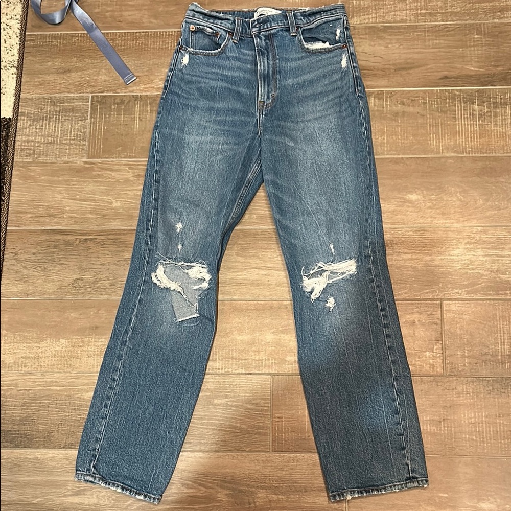 Abercrombie women’s 90s straight ultra high rise dark wash jeans